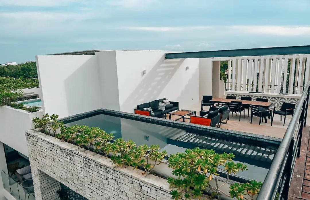 Ultimate Ph In A Prime Spot With Pv Rooftop Pool-1