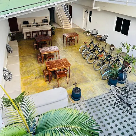 Freelance Hostel-3